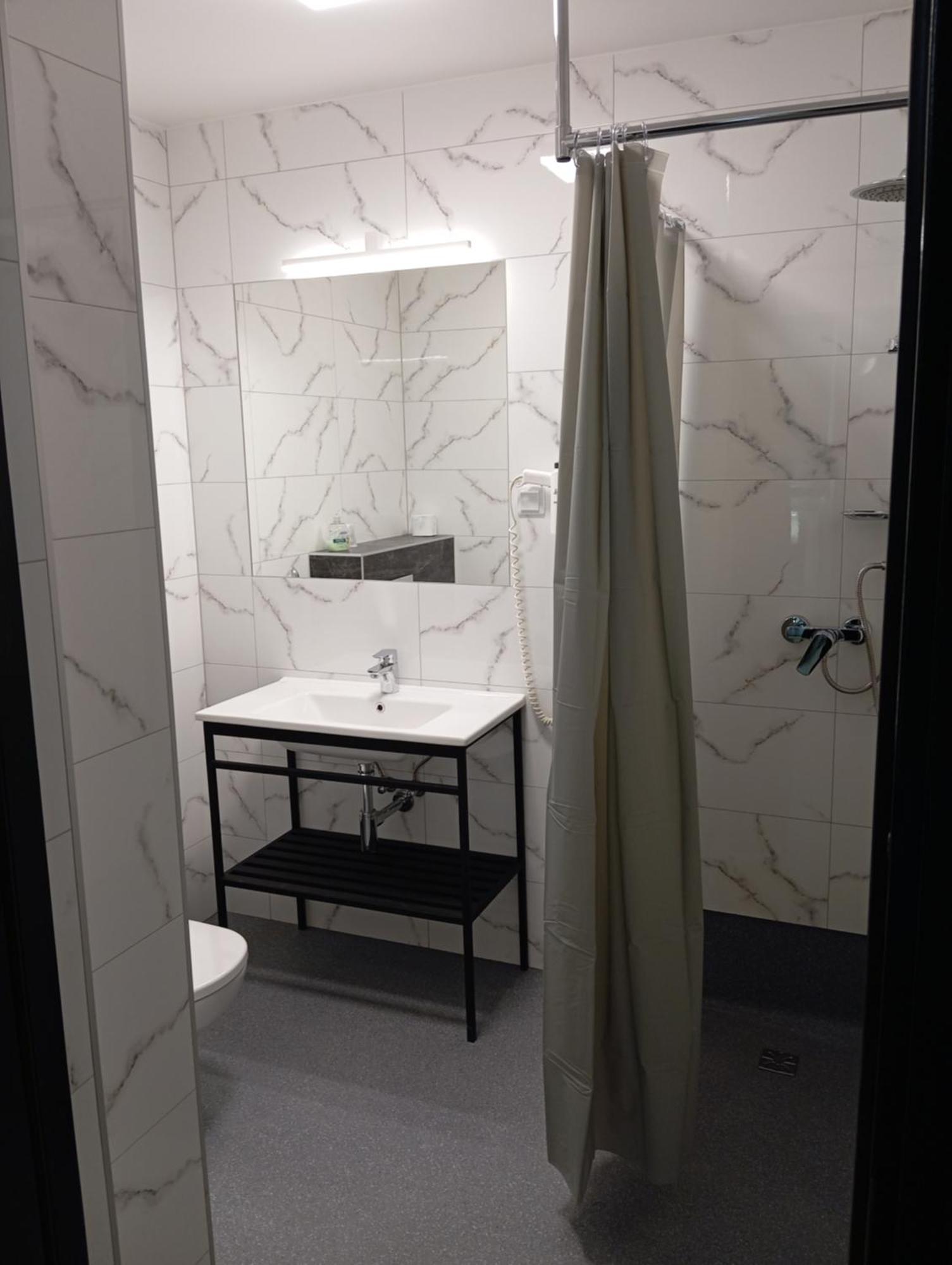 Aparthotel Kontrast Krakow Dış mekan fotoğraf