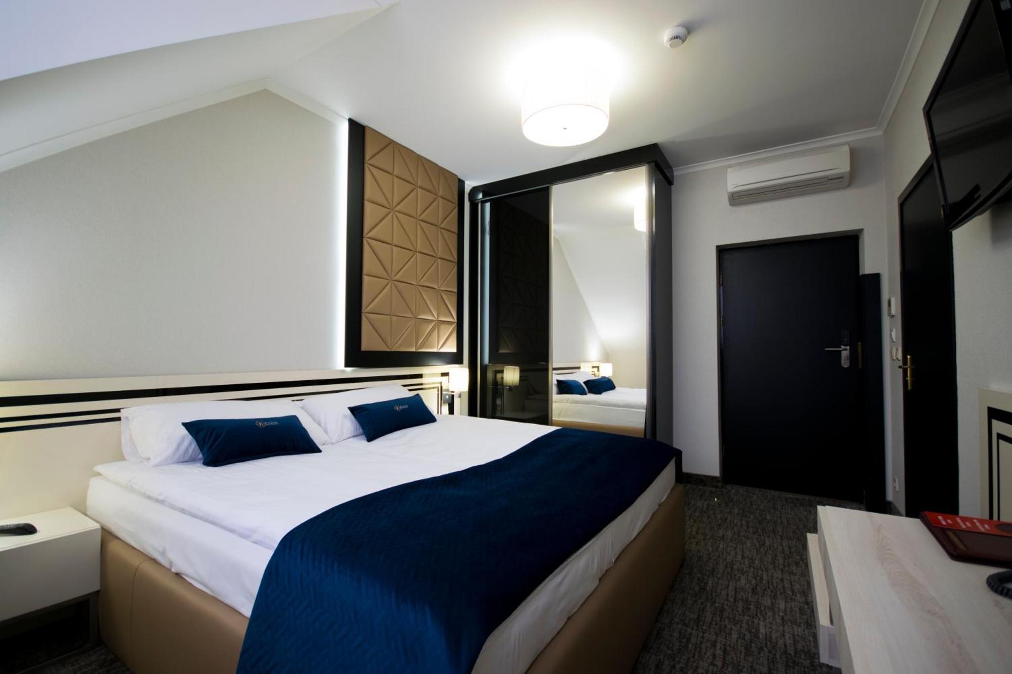 Aparthotel Kontrast Krakow Dış mekan fotoğraf