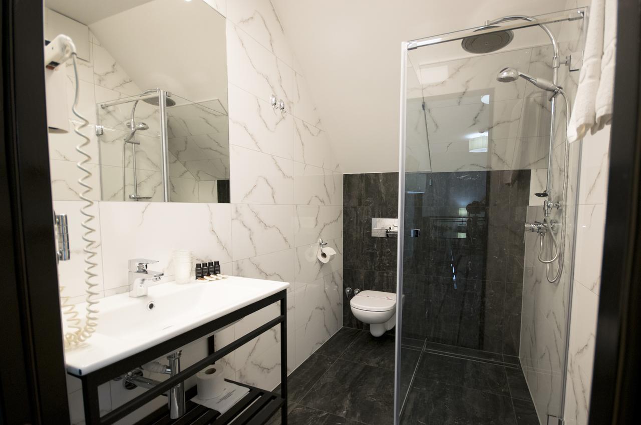 Aparthotel Kontrast Krakow Dış mekan fotoğraf