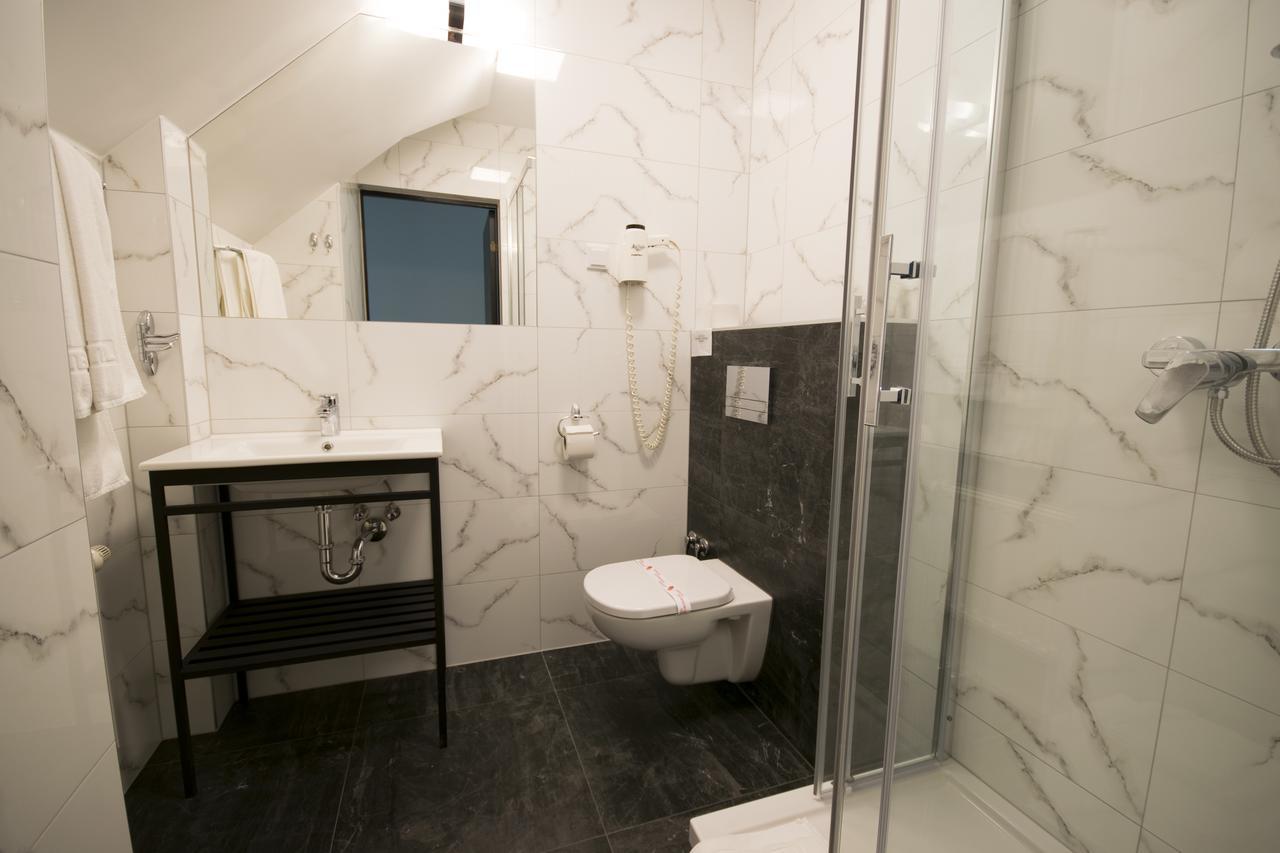 Aparthotel Kontrast Krakow Dış mekan fotoğraf