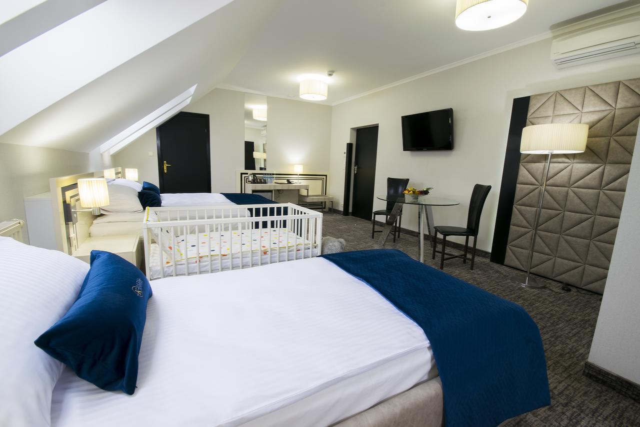 Aparthotel Kontrast Krakow Dış mekan fotoğraf